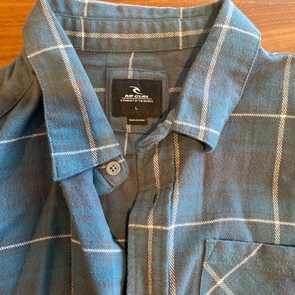 Green Rip Curl Flannel - Picture 2 of 2